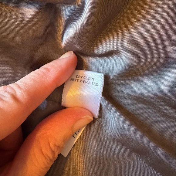 Banana Republic Classic Gray Blazer, size 6, like new, herringbone - Picture 8 of 11